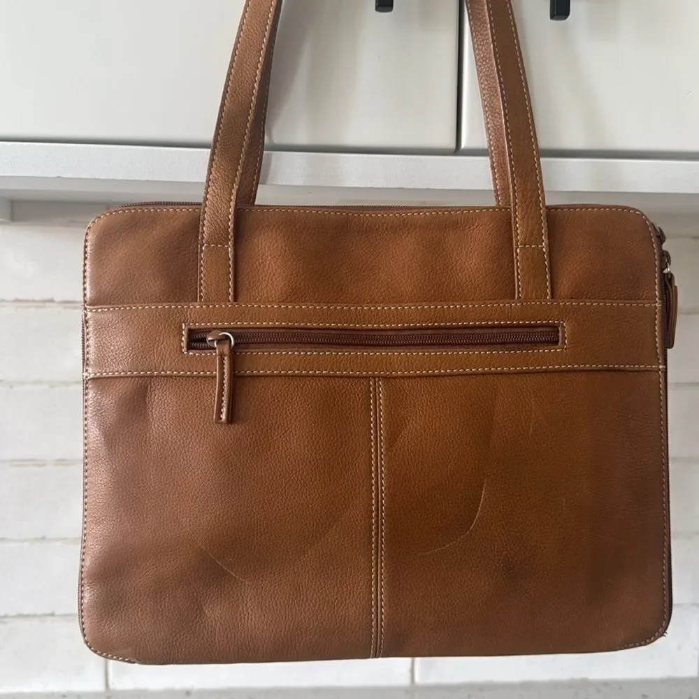 Tignanello Vintage Tan Genuine Leather Women’s Shoulder Handbag Zip Compartments